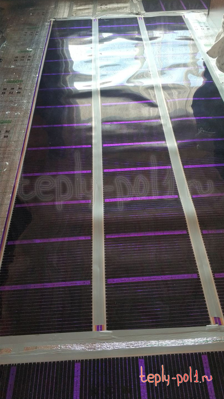 Клиент самостоятельно уложил плёночный пол в дачном доме. Клиент самостоятельно уложил плёночный пол в дачном доме.